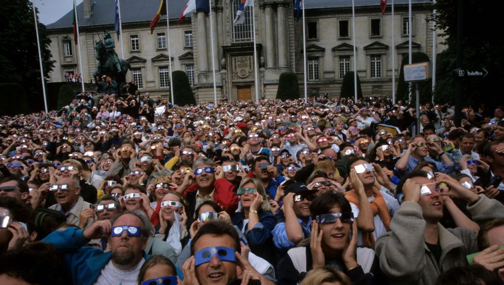 Éclipse solaire totale visible en Europe (1999)